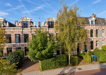 LEIDEN